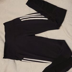 Adidas Capri legging 3 stripe sides